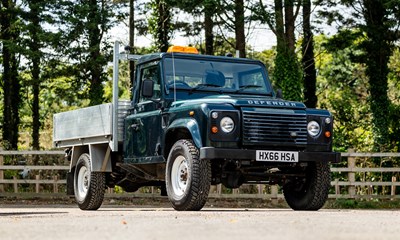 Lot 133 - 2017 Land Rover Defender 130TD Pick-Up