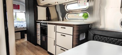 Lot 132 - 2018 Airstream International Colorado