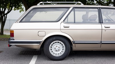 Lot 120 - 1983 Ford Granada Ghia Estate (2.8-litre)