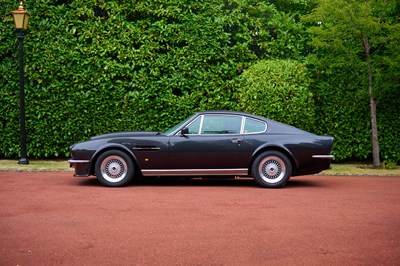 Lot 210 - 1990 Aston Martin V8 Vantage X Pack