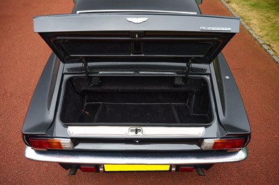 Lot 210 - 1990 Aston Martin V8 Vantage X Pack