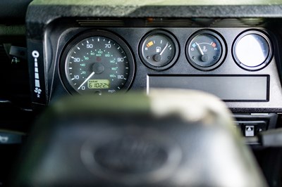 Lot 128 - 2000 Land Rover Defender 110 County TD5