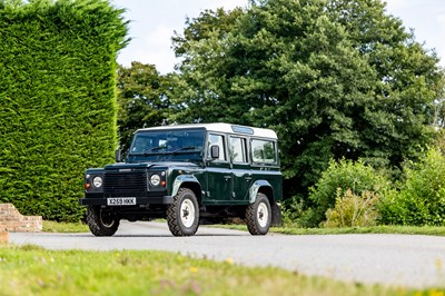 Lot 128 - 2000 Land Rover Defender 110 County TD5