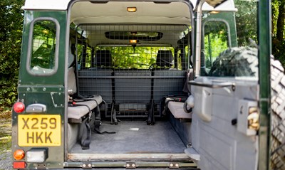 Lot 128 - 2000 Land Rover Defender 110 County TD5