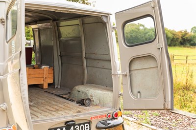 Lot 110 - 1964 Morris J4