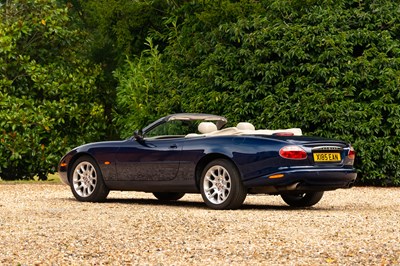 Lot 201 - 2001 Jaguar XKR Convertible