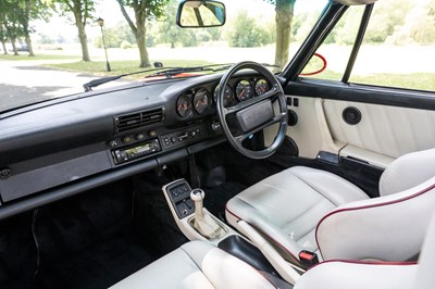 Lot 149 - 1990 Porsche 911 / 964 Carrera 2 Convertible