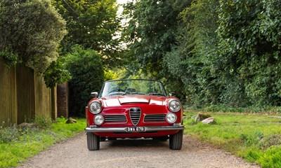 Lot 208 - 1964 Alfa Romeo 2600 Spider