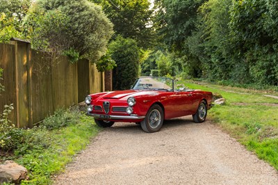 Lot 208 - 1964 Alfa Romeo 2600 Spider