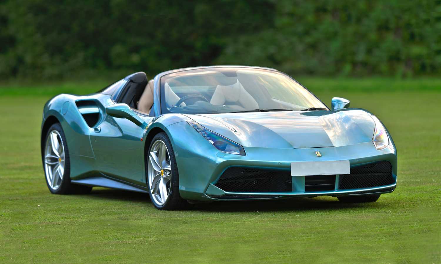 Lot 174 - 2017 Ferrari 488 Spider