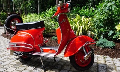 Lot 141 - 1975 Piaggio Vespa 150 Sprint Veloce