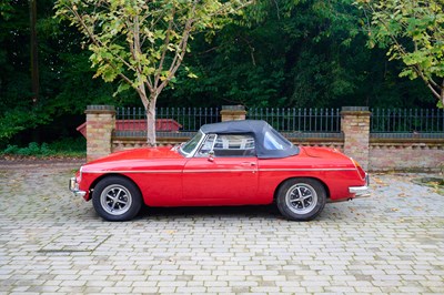 Lot 102 - 1971 MGB Roadster