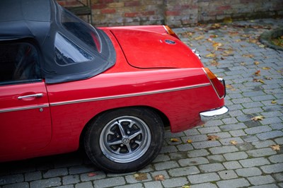 Lot 102 - 1971 MGB Roadster