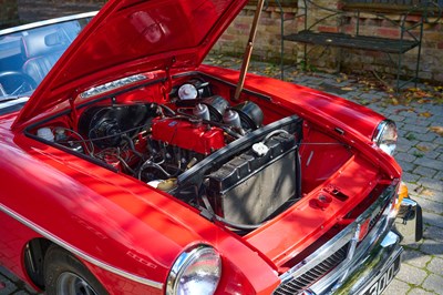 Lot 102 - 1971 MGB Roadster