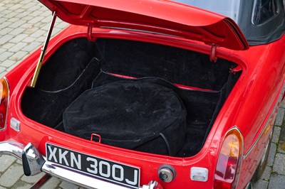 Lot 102 - 1971 MGB Roadster