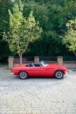 Lot 102 - 1971 MGB Roadster