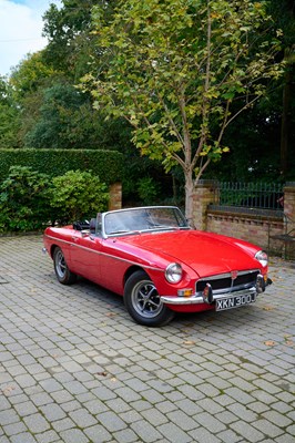 Lot 102 - 1971 MGB Roadster