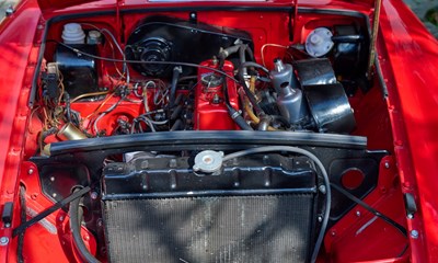 Lot 102 - 1971 MGB Roadster