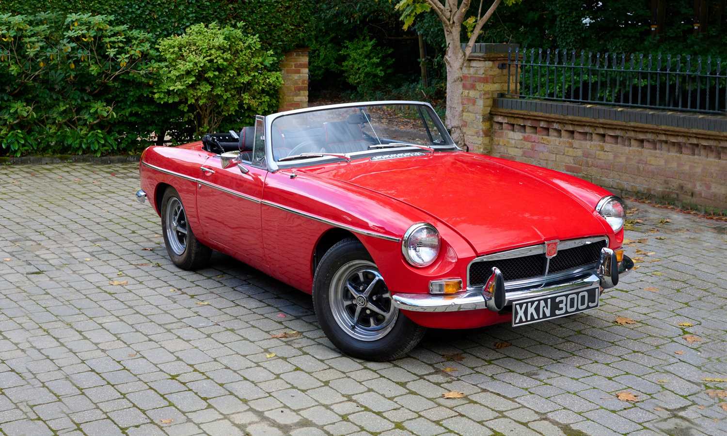 Lot 102 - 1971 MGB Roadster