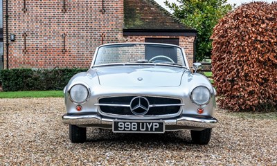 Lot 1960 Mercedes-Benz 190 SL Roadster