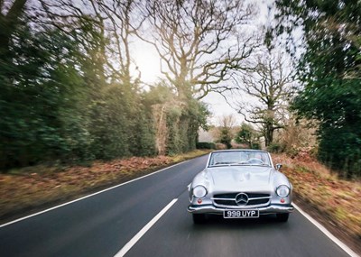 Lot 1960 Mercedes-Benz 190 SL Roadster