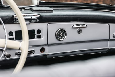 Lot 1960 Mercedes-Benz 190 SL Roadster