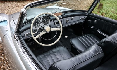 Lot 1960 Mercedes-Benz 190 SL Roadster