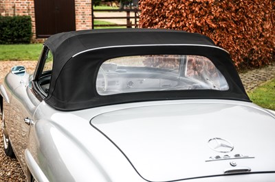 Lot 1960 Mercedes-Benz 190 SL Roadster