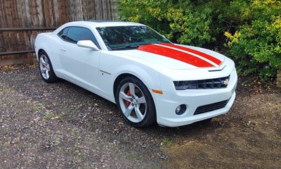 Lot 2010 Chevrolet Camero SS