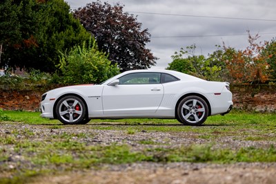 Lot 2010 Chevrolet Camero SS