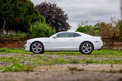 Lot 2010 Chevrolet Camero SS