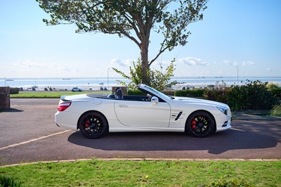 Lot 2015 Mercedes-Benz SL400 Mille Miglia 417 Edition