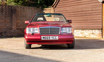 Lot 1994 Mercedes-Benz E220 Cabriolet