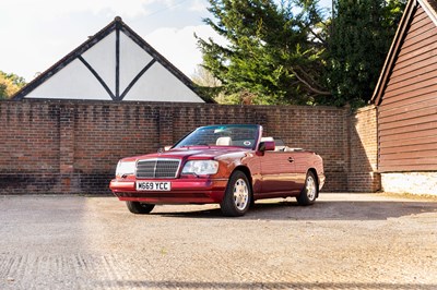 Lot 1994 Mercedes-Benz E220 Cabriolet