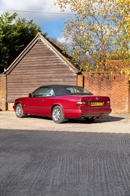 Lot 1994 Mercedes-Benz E220 Cabriolet