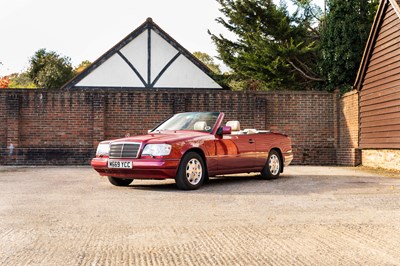 Lot 1994 Mercedes-Benz E220 Cabriolet