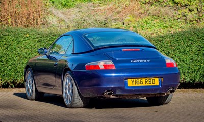 Lot 262 - 2001 Porsche 911 (996) Carrera 4 Convertible