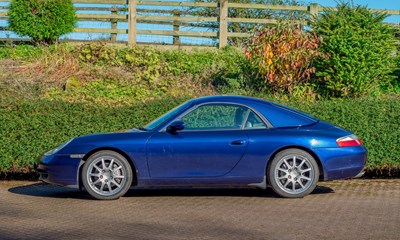 Lot 262 - 2001 Porsche 911 (996) Carrera 4 Convertible