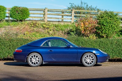 Lot 262 - 2001 Porsche 911 (996) Carrera 4 Convertible