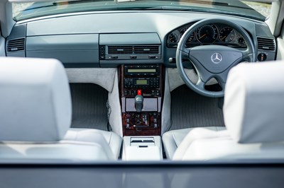 Lot 1999 Mercedes-Benz SL500