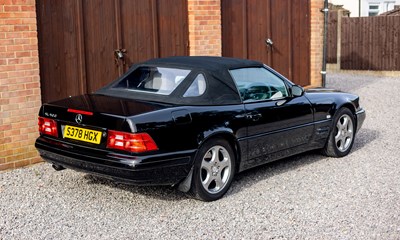 Lot 1999 Mercedes-Benz SL500