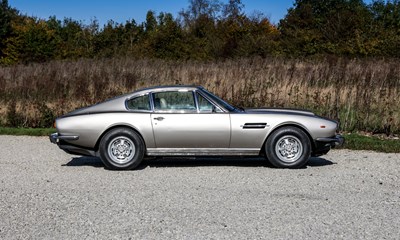 Lot 1974 Aston Martin V8 Series III Coupé