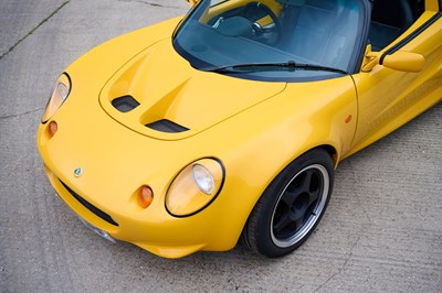 Lot 217 - 1998 Lotus Elise