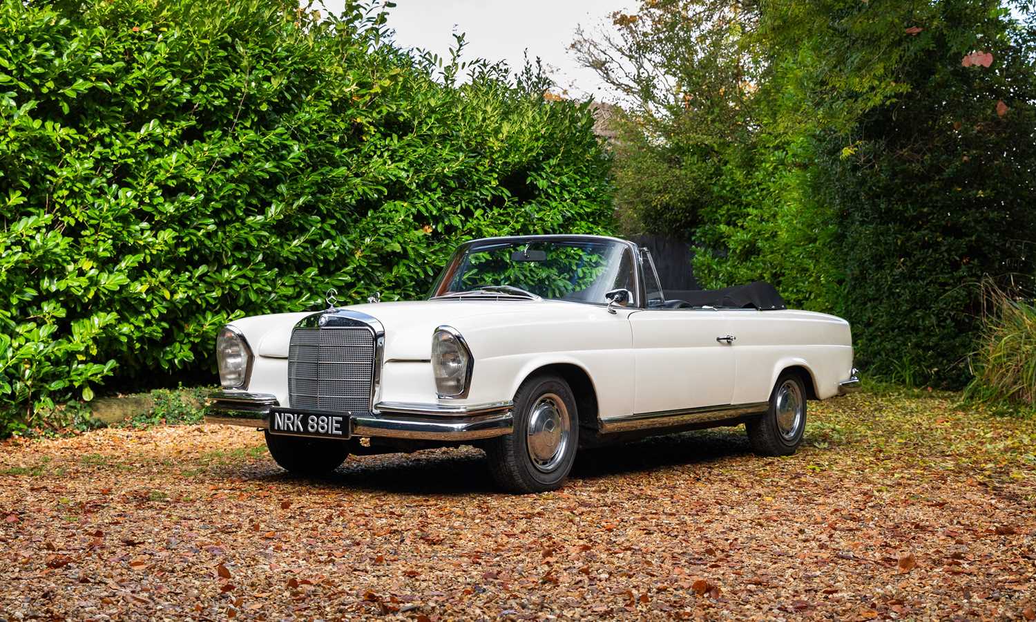 Lot 165 - 1967 Mercedes-Benz 250SE Cabriolet