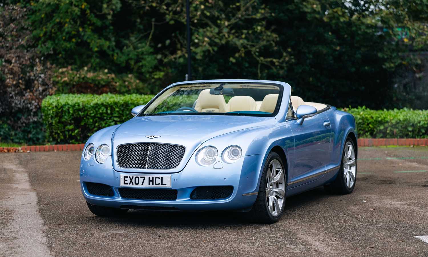 Lot 2006 Bentley Continental GTC