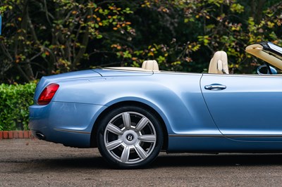 Lot 2006 Bentley Continental GTC