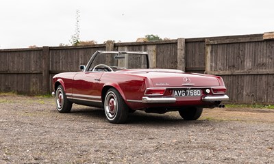 Lot 166 - 1966 Mercedes-Benz 230 SL Pagoda