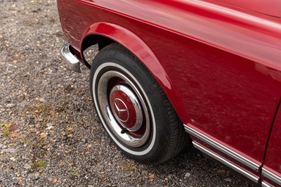 Lot 166 - 1966 Mercedes-Benz 230 SL Pagoda