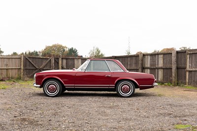 Lot 166 - 1966 Mercedes-Benz 230 SL Pagoda