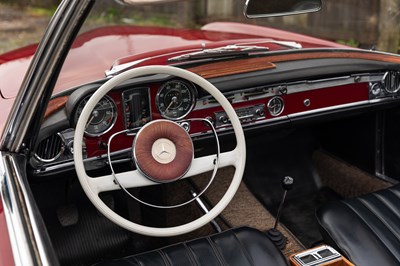 Lot 166 - 1966 Mercedes-Benz 230 SL Pagoda